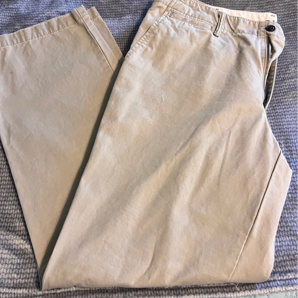 Men’s D2 Tan Dockers Straight Fit Casual Pant, Size 34/32
